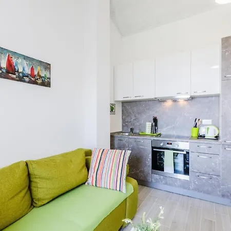 Ferienwohnung Fur 4 Personen Ca 40 M In Crikvenica, Kvarner Bucht Und Umgebung Apartment *