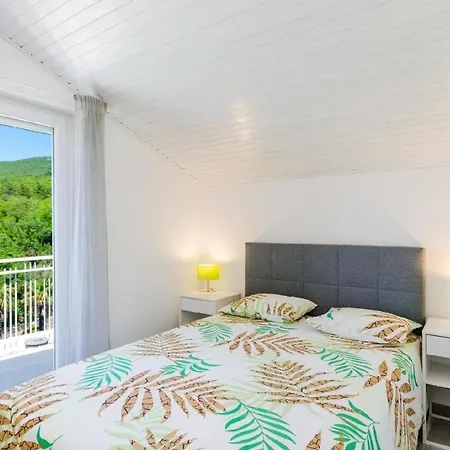 Ferienwohnung Fur 4 Personen Ca 40 M In Crikvenica, Kvarner Bucht Und Umgebung Apartment *